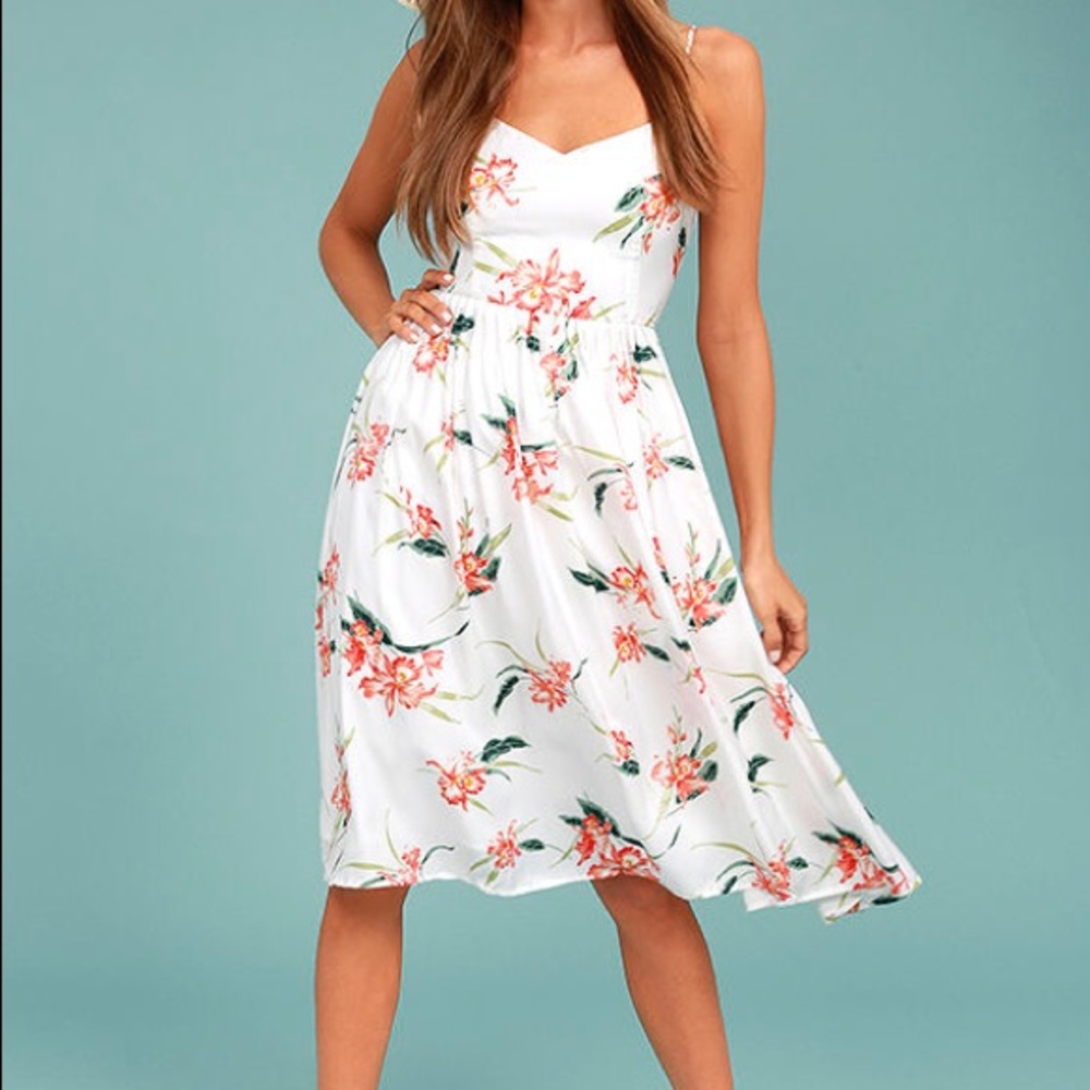 NWOT BB Dakota floral print midi dress